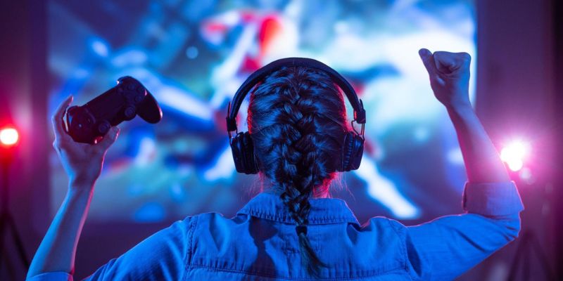 Projector Screen Border in Home Theater using Black Projector Screen Paint